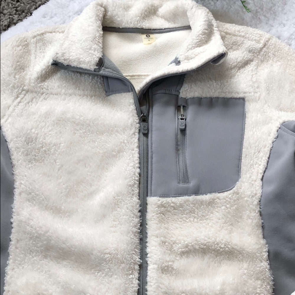 Xersion jacket - Picture 9 of 15